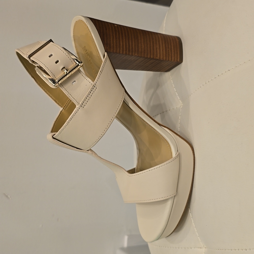 Becker Michael Kors Platform High Heel Strappy Sandal Off White Creme New 9 1/2 - Picture 2 of 10